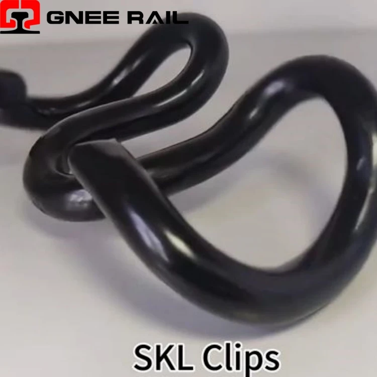 Klip SKL Kereta Api